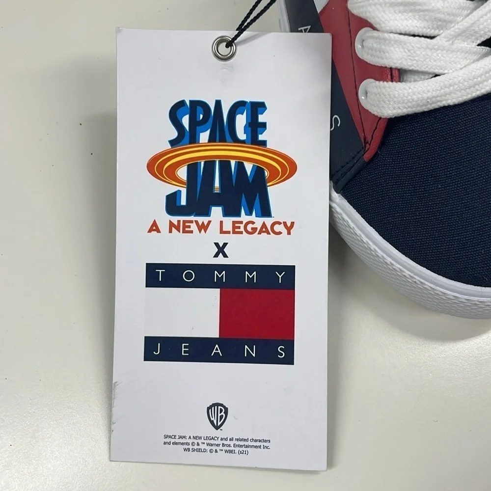 Tommy Hilfiger nwt tommy